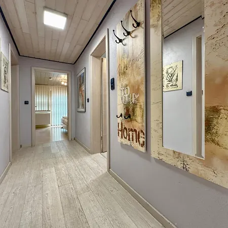 Apartment Ii *